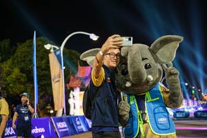 BIB: 
                            <button type="button" onclick="openModal(22791031)" class="btn btn-primary btn-sm float-right btn-popup" data-toggle="modal" data-target=".modal-high-quality">
                        <i class="fas fa-shopping-cart"></i> Add to Cart
                    </button>
                                            <button type="button" onclick="isThisMe(22791031, true)" class="btn btn-success btn-sm float-right btn-popup btn-isme hidden" data-toggle="tooltip" data-placement="bottom" title="นี่คือรูปของคุณใช่ไหม คลิกที่นี่เพื่อเอาเข้าอัลบั้ม">
                        <i class="fas fa-plus"></i> Add to album
                    </button>
                    <button type="button" onclick="isThisMe(22791031, false)" class="btn btn-warning btn-sm float-right btn-popup btn-isnotme hidden">
                        <i class="fas fa-ban"></i> Remove from album
                    </button>